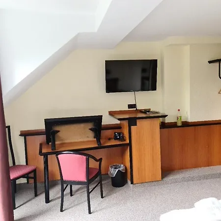 Landhotel Lowenbruch Hotel Lowenbruch