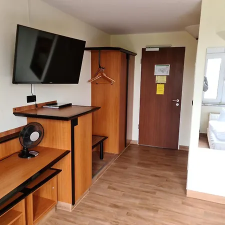 Hotel Landhotel Lowenbruch