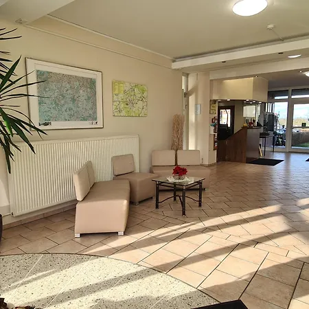 Hotel Landhotel Lowenbruch 3*