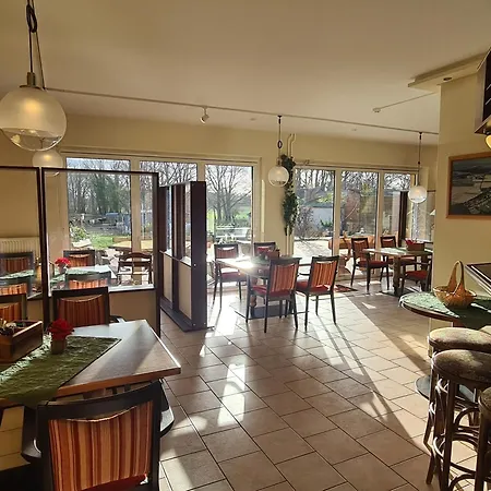 Landhotel Lowenbruch