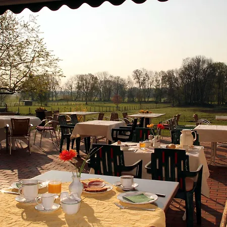 Hotel Landhotel Lowenbruch 3*