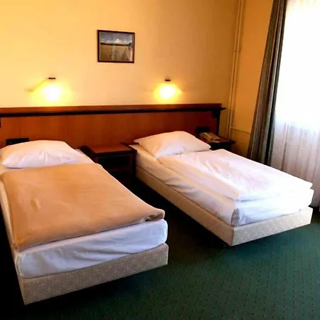 Hotel Landhotel Lowenbruch
