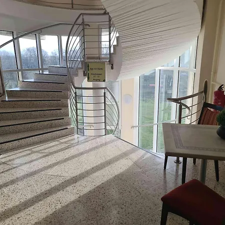 Landhotel Lowenbruch 3*