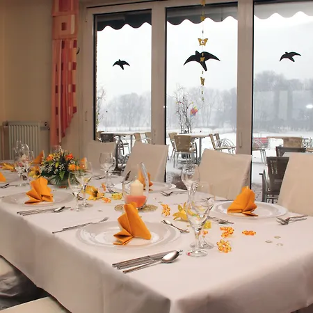 Landhotel Lowenbruch Hotel