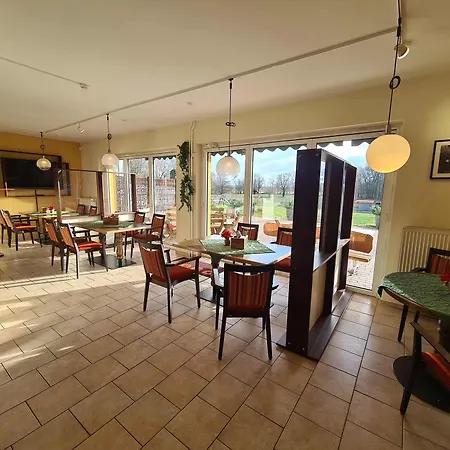 Landhotel Lowenbruch Hotel