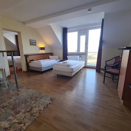 Landhotel Lowenbruch 3* Lowenbruch