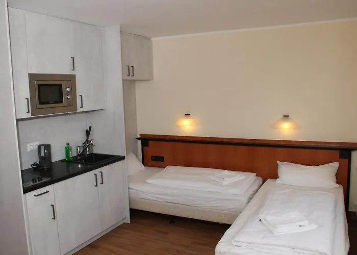 Landhotel Lowenbruch Hotell 3*