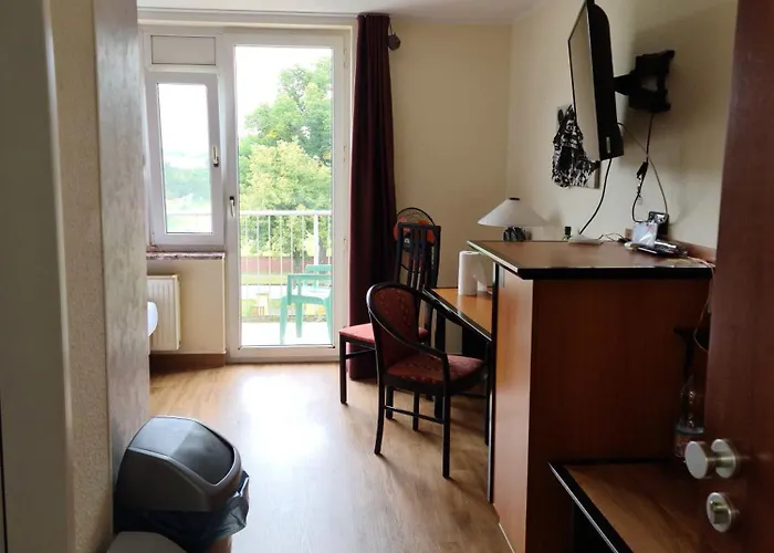 Hotell Landhotel Lowenbruch