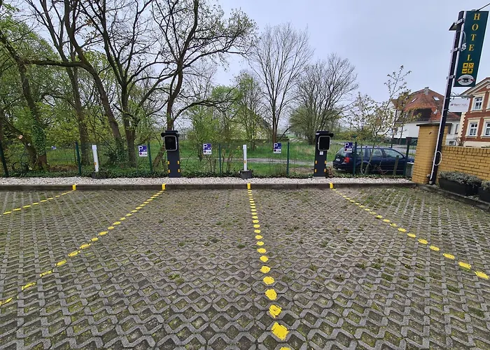 Hotell Landhotel Lowenbruch