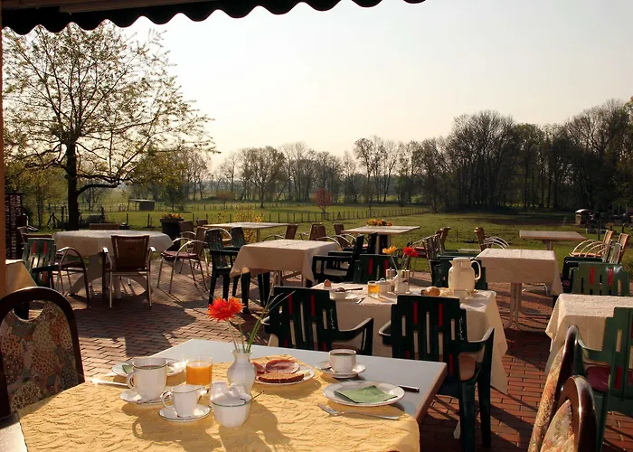 Hotell Landhotel Lowenbruch 3*